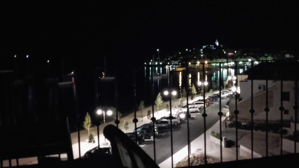 Villa Sisa Primošten Екстериор снимка