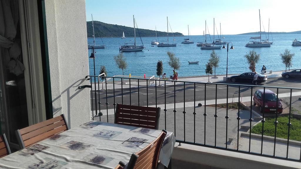 Villa Sisa Primošten Екстериор снимка